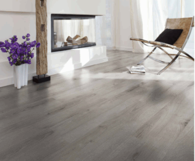 Kronotex Basic Summer Oak Light Grey_lifestyle Kronotex Basic Summer Oak Light Grey